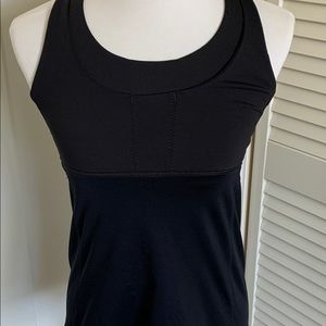 COPY - Lululemon Tank with Built In Bra Size 8 🥰❤…